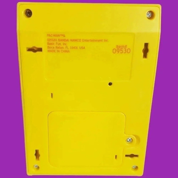 Pac-Man mini handheld arcade game - Picture 2 of 8